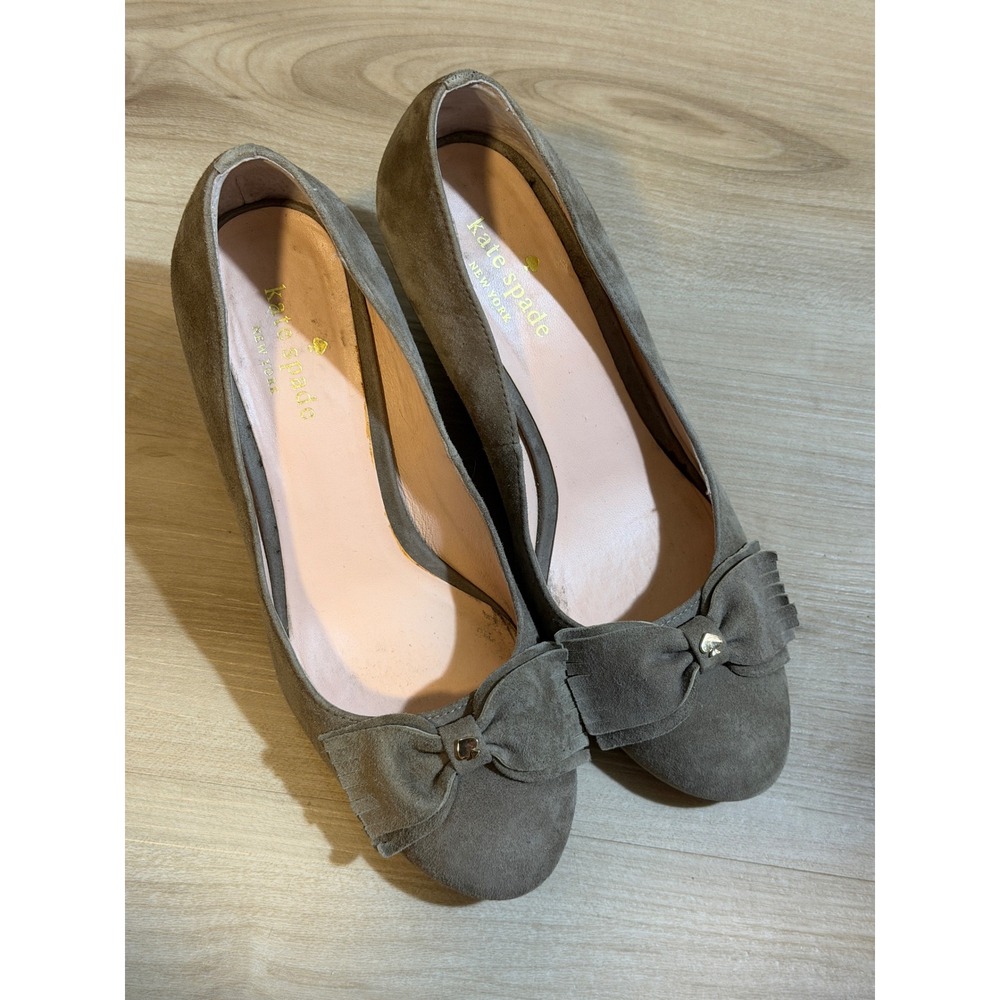 Kate Spade Wedge Heels Womens 8M Taupe Suede Bow Fringe Dress Shoes
